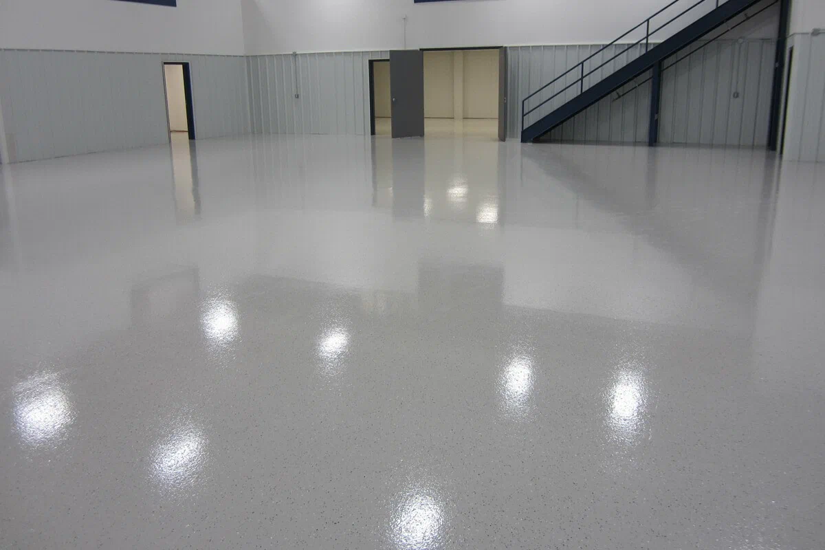 Read more about the article Полимерное покрытие полов: виды, особенности и преимущества